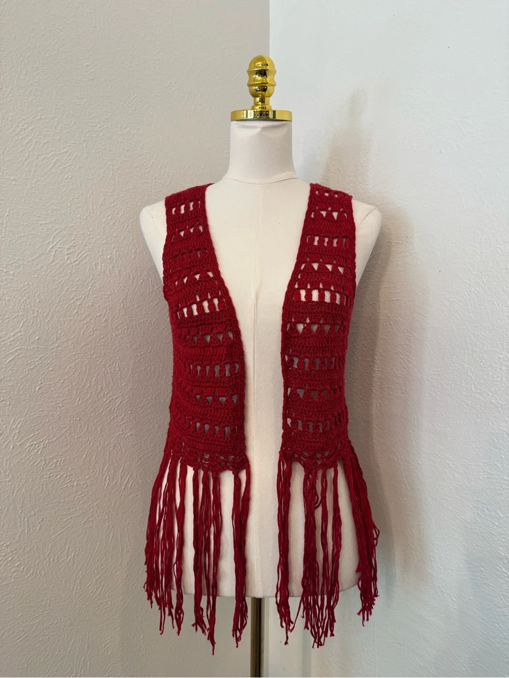 Umgee Red Crochet Fringe Sweater Vest Women's Small
